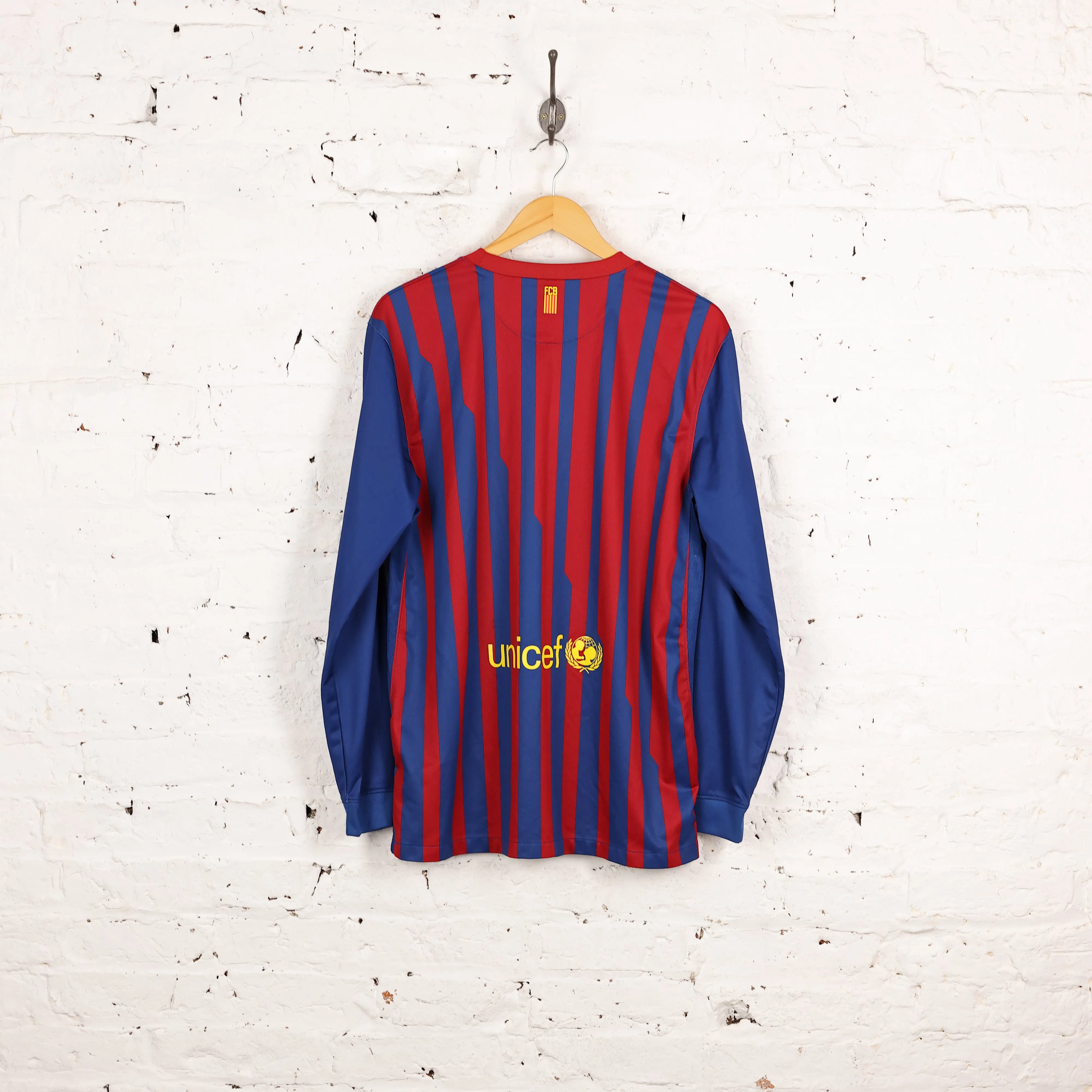 Barcelona 2011 Nike Long Sleeve Home Football Shirt - Red - L
