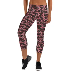 Capri Leggings "2023-0031 Pink (Black Logo)"