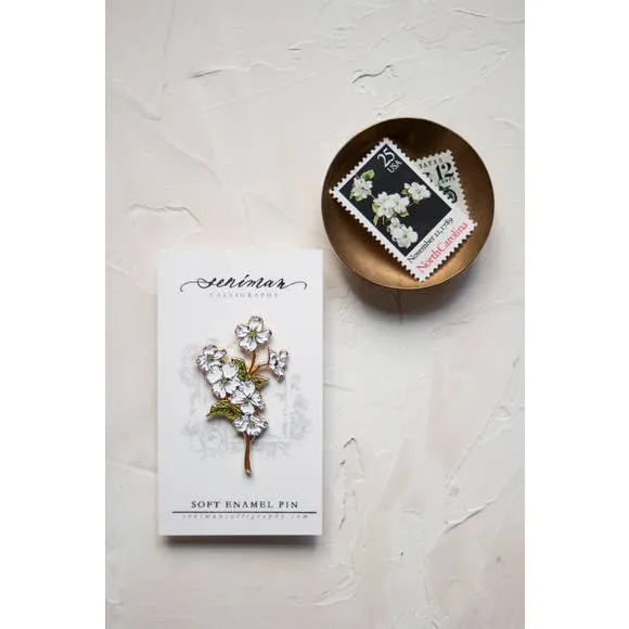 DOGWOOD GOLD SOFT ENAMEL PIN