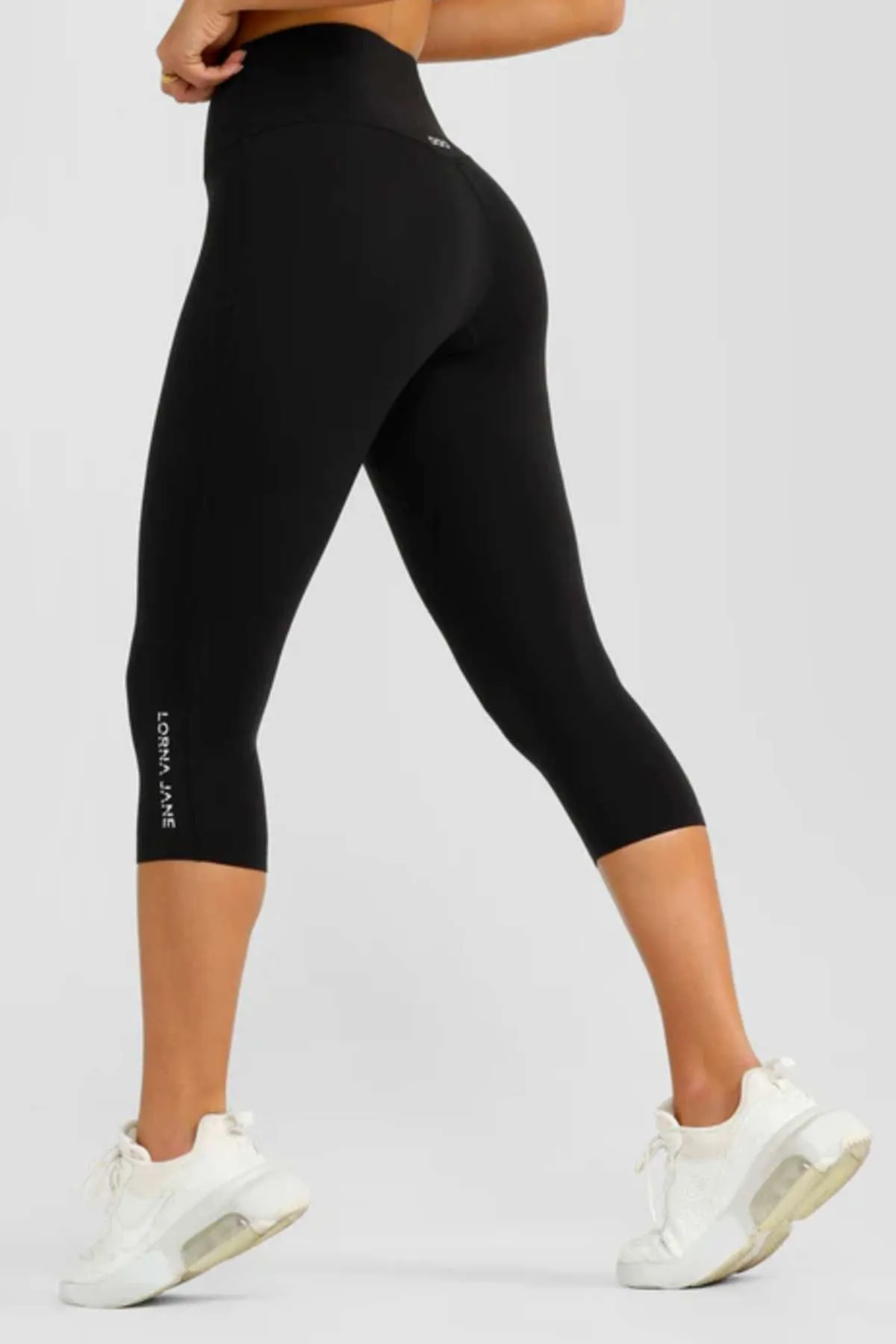 Lorna Jane Lotus No Chafe 7/8 Leggings