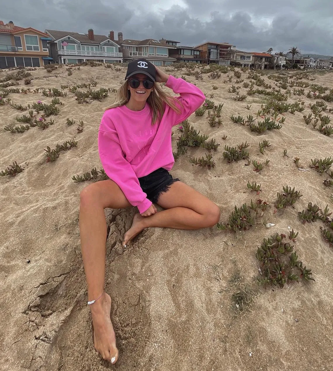 Malibu Athletics Embroidered Pullover Crewneck Sweatshirt