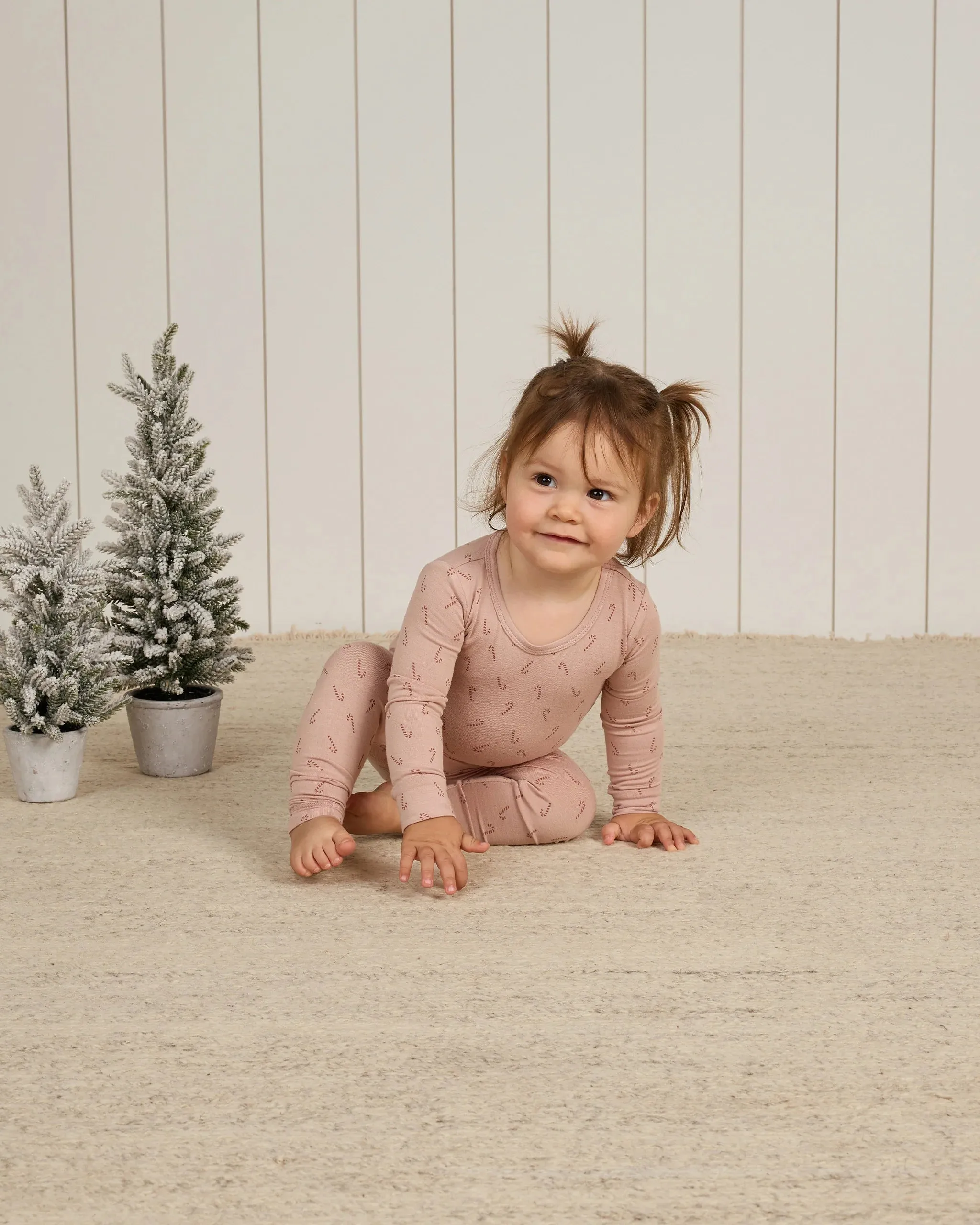 QUINCY MAE Bamboo Pajama Set || Candy Cane