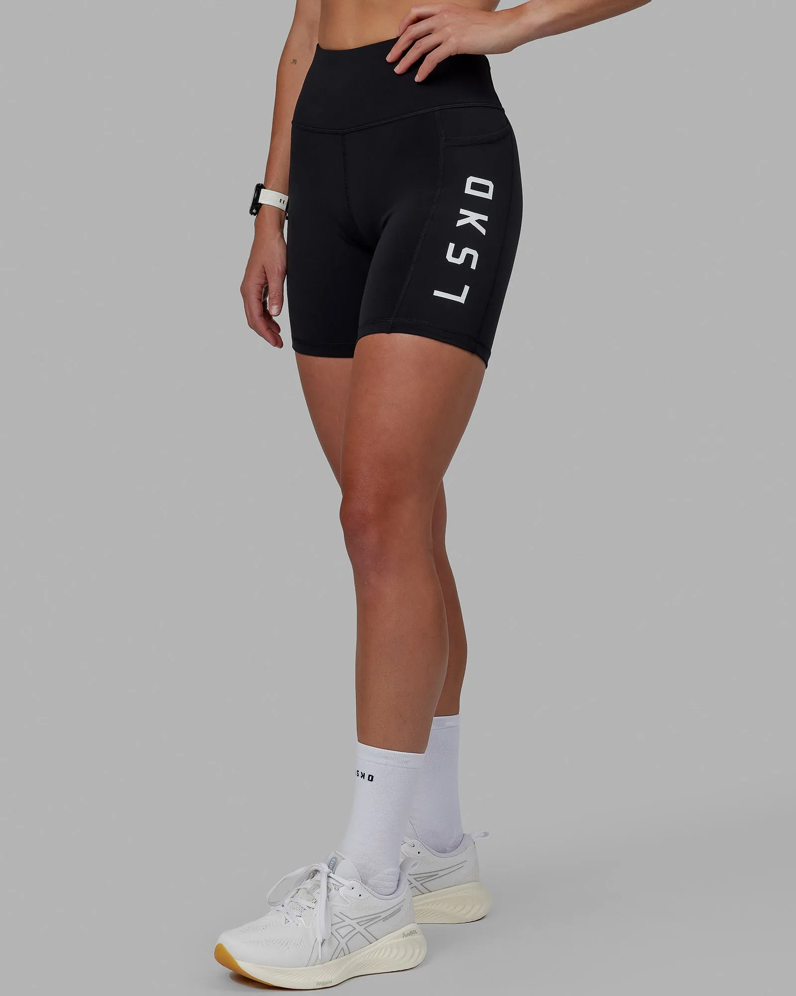 Rep Mid Short Tight - Black-White