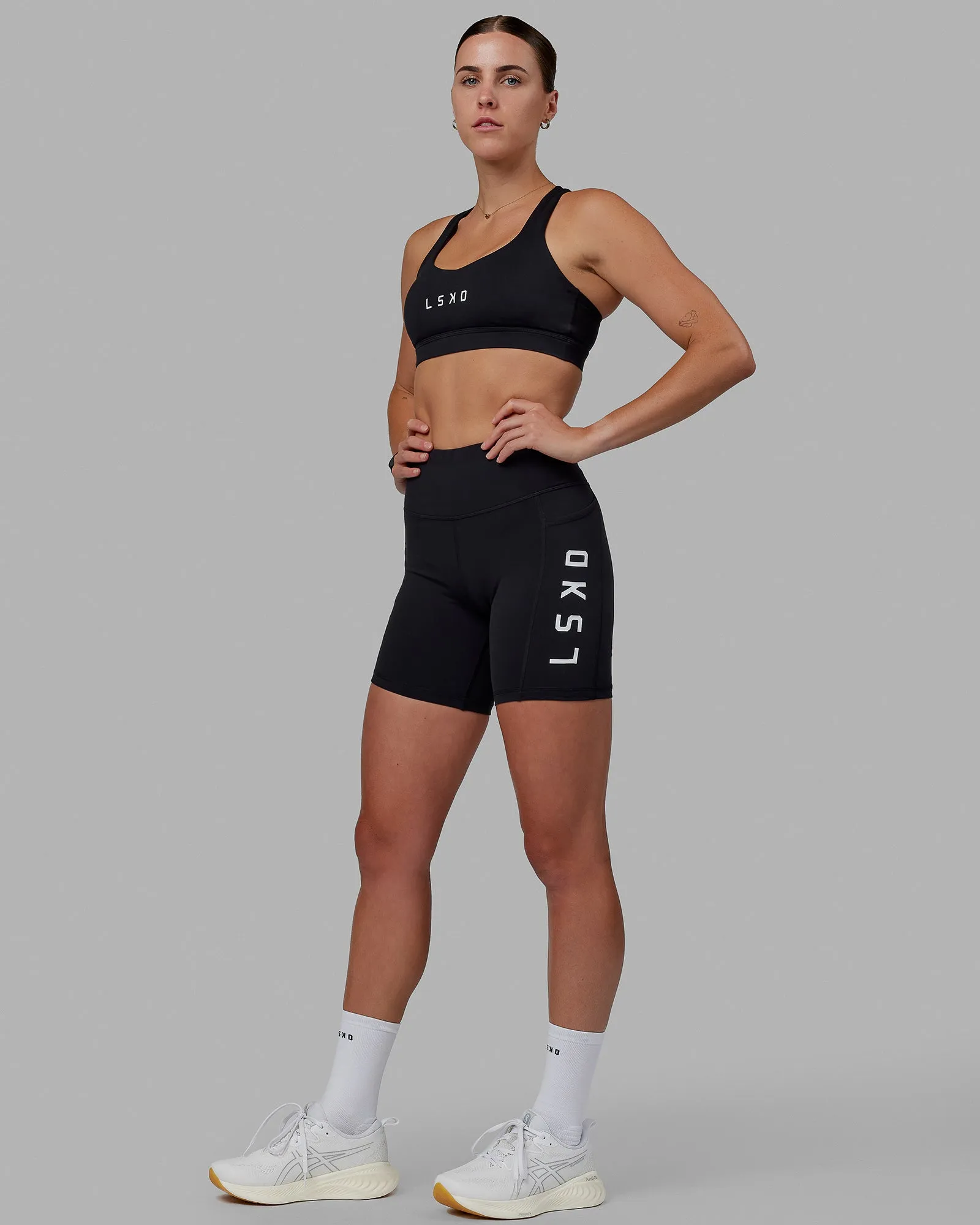 Rep Mid Short Tight - Black-White
