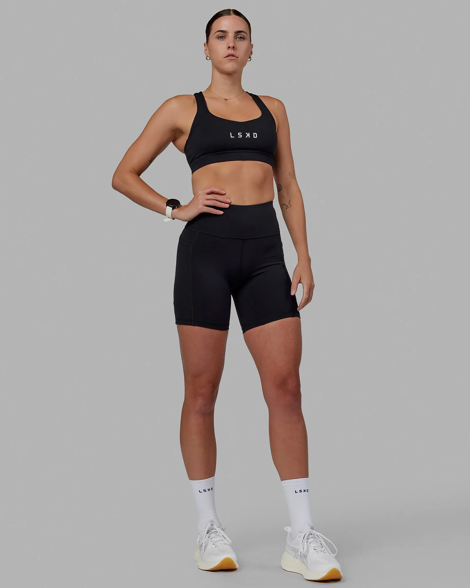 Rep Mid Short Tight - Black-White