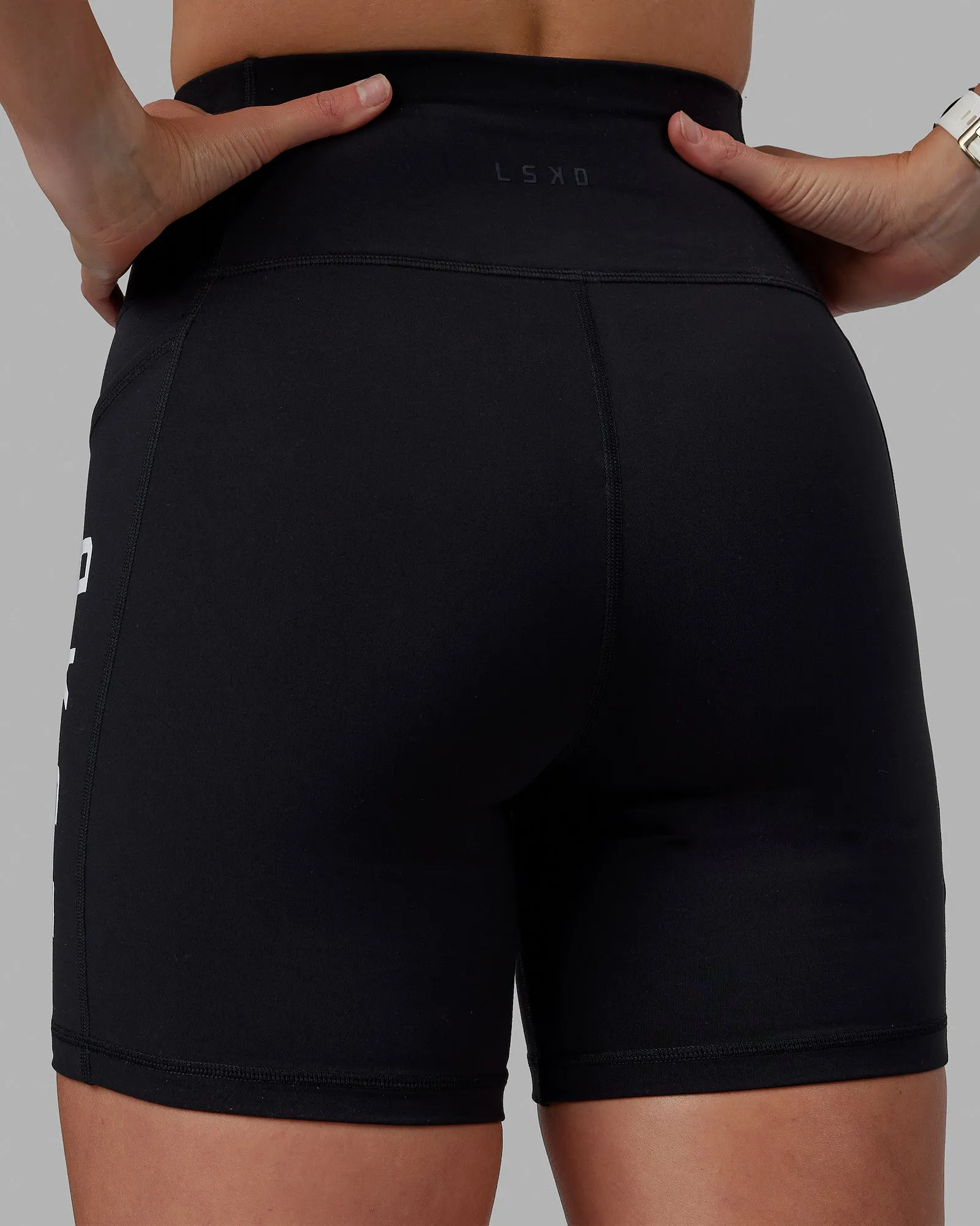 Rep Mid Short Tight - Black-White