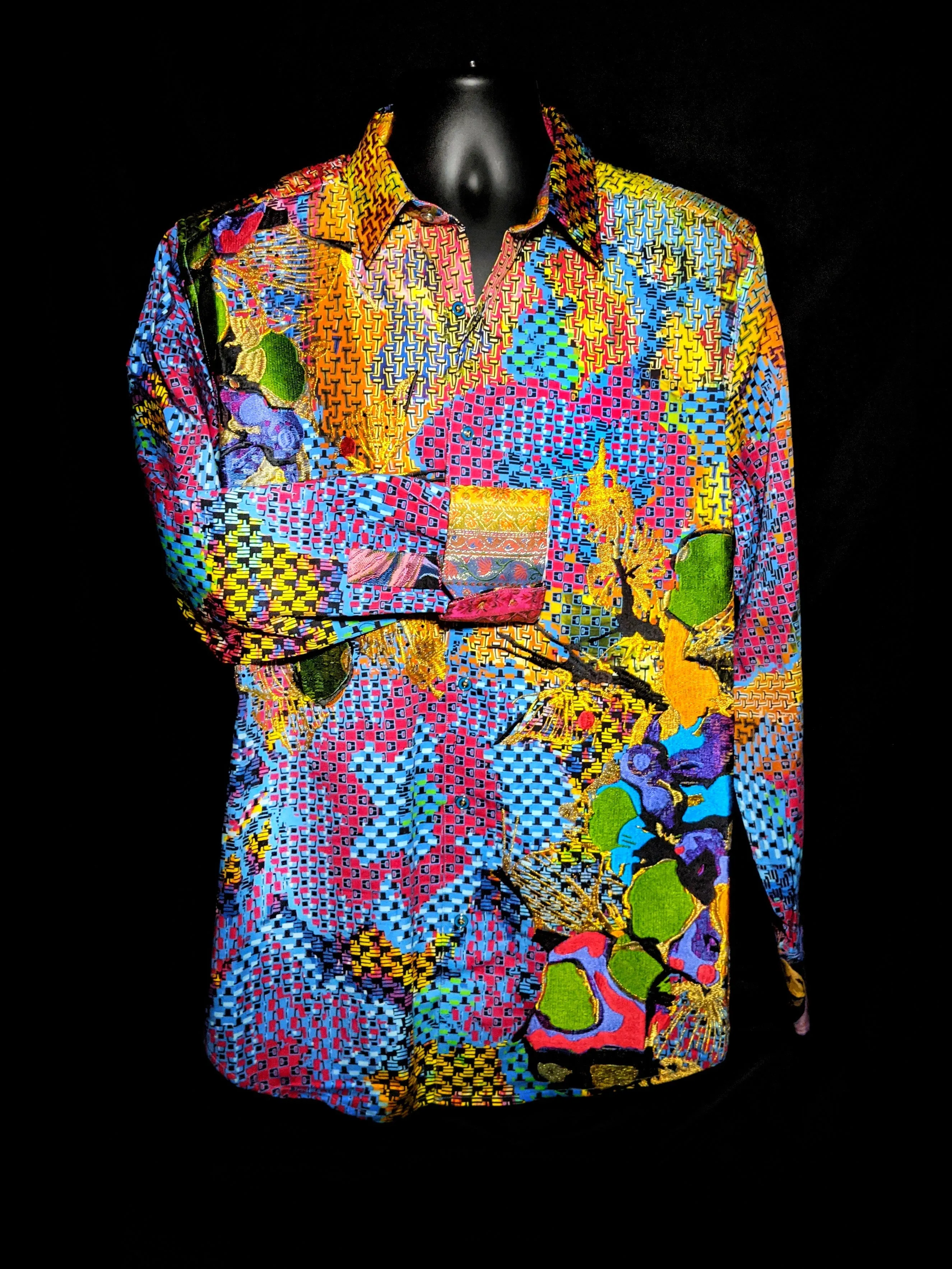 Robert Graham Hot Shot Embroidered Shirt Size Medium