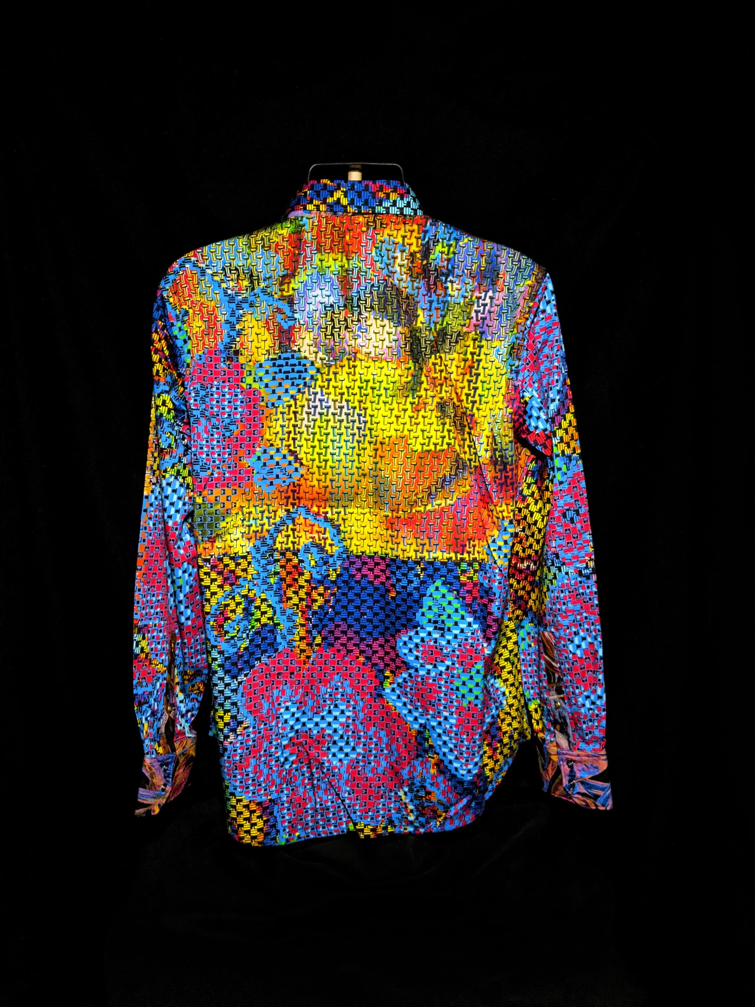 Robert Graham Hot Shot Embroidered Shirt Size Medium