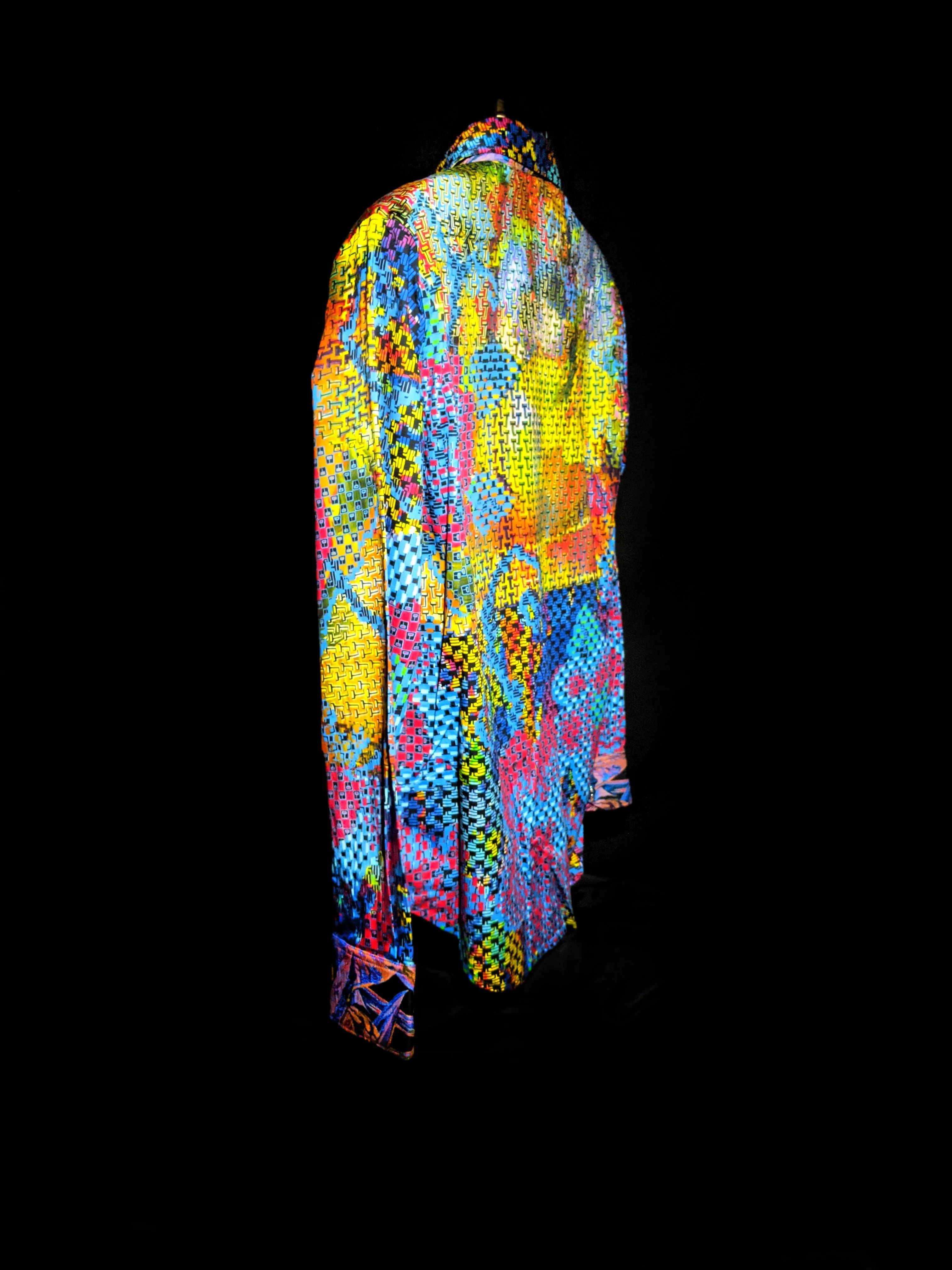 Robert Graham Hot Shot Embroidered Shirt Size Medium