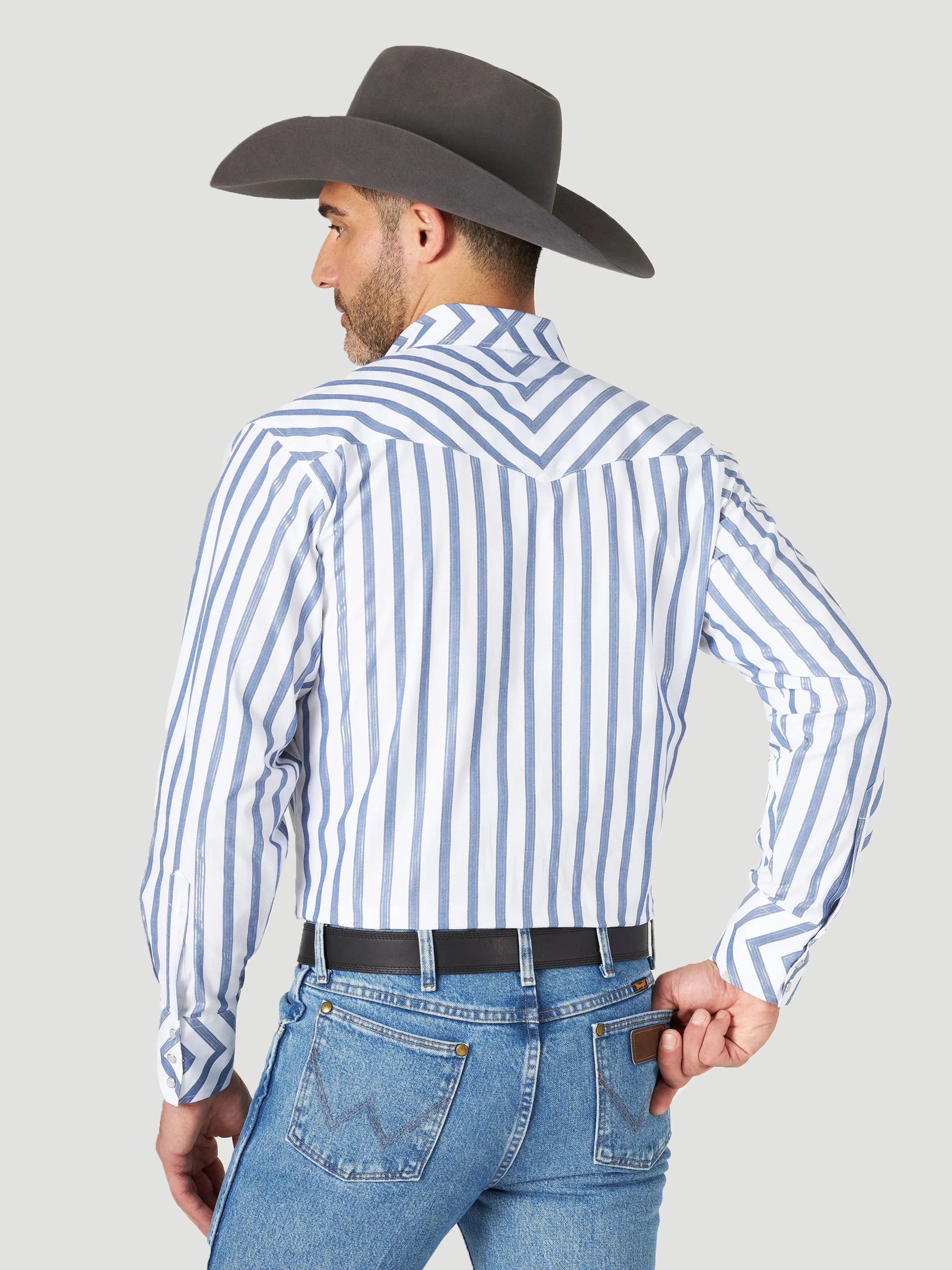 Wrangler Men's Silver Edition Long Sleeve Snap Shirt White Blue